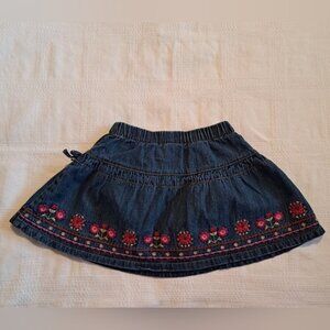Gymboree girls size 2T Peruvian Doll jean skirt with embroidered flowers
